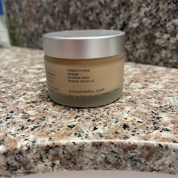 Osea Red Algae Clarifying Mask - Picture 3 of 4